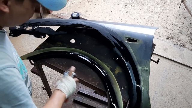 Ремонт крыла Mitsubishi Carisma(дутые арки) смотреть онлайн