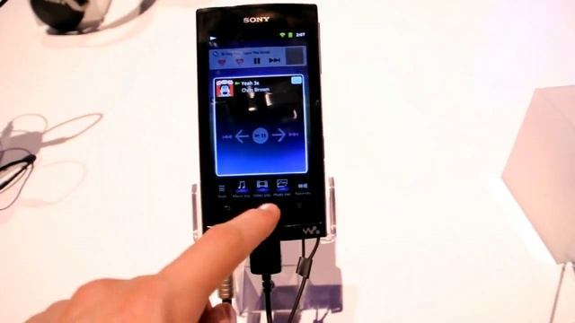 Sony Walkman Z - Android Media Player - Dual Core Tegra 2 смотреть онлайн