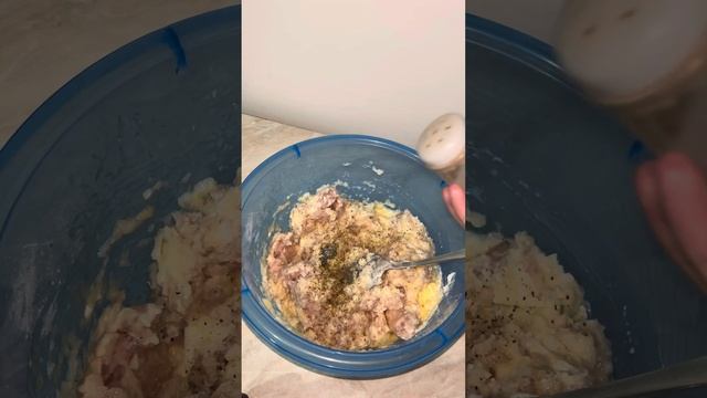 Куриные котлеты в блендере. Приятного вам аппетита! смотреть онлайн