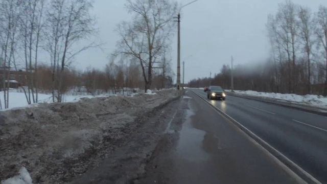 Прогулка по Архангельску. Маймакса. Улица Победы. Левая сторона. Чопики в трубе. 06.04.2022 смотреть онлайн