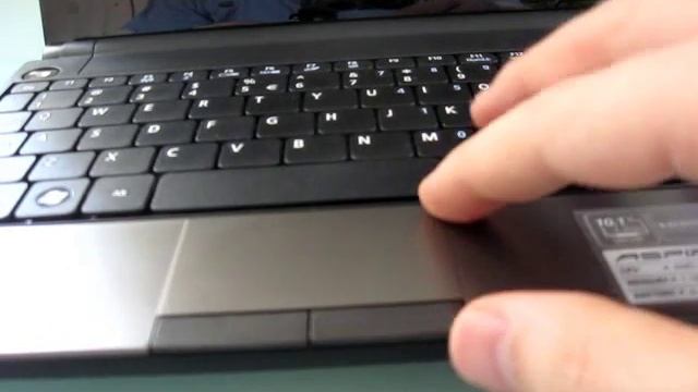 Acer Aspire One 521 Netbook Video Review