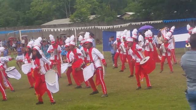 Banda De Guerra del Intituto Roberto Micheletti Bain y para baile para la carne asada смотреть онлайн