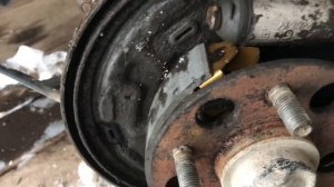 Honda hr-v замена задних тормозных колодок. Замена задних колодок Хонда hr-v.