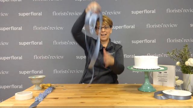 FR Presents: Bloomin’ Cake смотреть онлайн