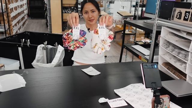 STUDIO VLOG #102 | PACKAGING ORDERS | Before, During, After Launch 400+ XXL Scrunchie Orders ☀️✨ смотреть онлайн