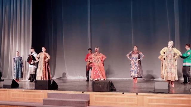 Ансамбль народной музыки "Солнцеворот" смотреть онлайн