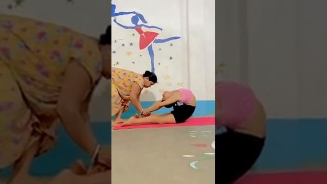 ADVANCED YOGA STRETCHING PRACTICE | Yoga Girl | INDIAN YOGA STUDIO смотреть онлайн