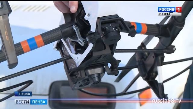 В борьбе с половодьем в Пензе впервые используют мотовездеход смотреть онлайн