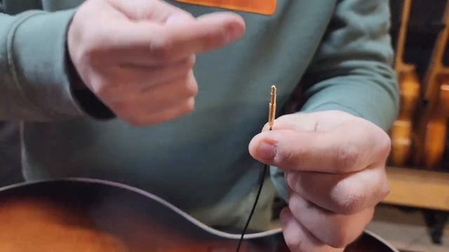 Установка трансакустического датчика на гитару Kepma A1-GA WA Для Бориса из г. Пермь! смотреть онлайн