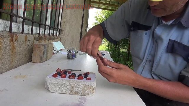 Рубины и алмазы сделанные из стекла смотреть онлайн