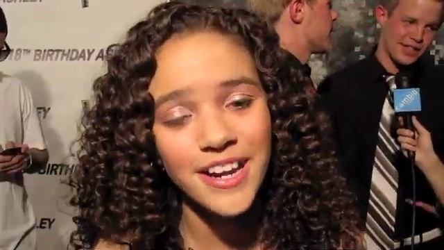 MADISON PETTIS: "My Birthday Wishes for Ashley Argota..." смотреть онлайн