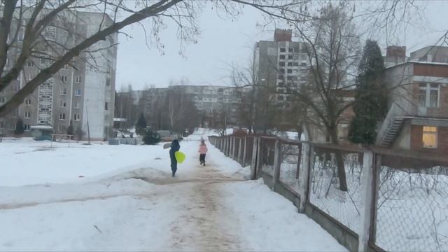 Прогулка зимой по первой эскe, Новополоцк, Беларусь 2022 смотреть онлайн