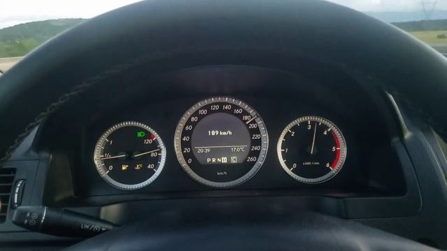 205 Kmph in Croatia - Mercedes Benz C Class W204 (2009) Speed Test смотреть онлайн