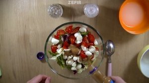 САЛАТ С СЫРОМ МОЦАРЕЛЛА - ВКУСНЫЙ РЕЦЕПТ