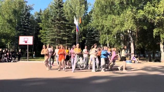 ДОЛ им.М.Горького 1 отряд Люли смотреть онлайн