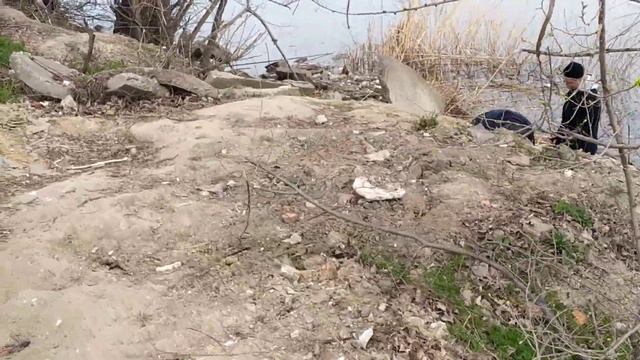 Рыбалка на мусорной свалке или как ловят рыбу на кривой Бухте. смотреть онлайн