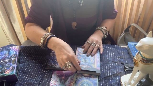 THE RETURN OF BEYOND LEMURIA: look threw Oracle cards смотреть онлайн
