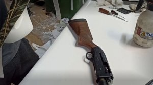 Процесс оклейки пятизарядки камуфляжной плёнкой