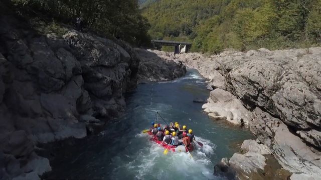 Корпоративный отдых в Адыгее. Рафтинг - спортивный сценарий. смотреть онлайн
