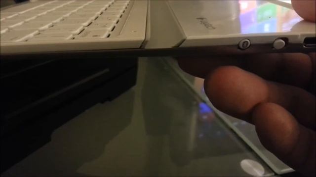 First Look-Logitech Ultra-thin Keyboard cover (iPad) смотреть онлайн