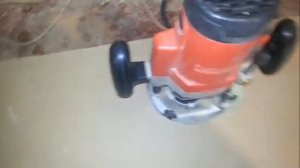 Встраиваем ручной фрезер в стол