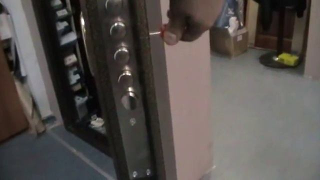 Входная дверь Антарес www.dveri-zamki61.ru смотреть онлайн