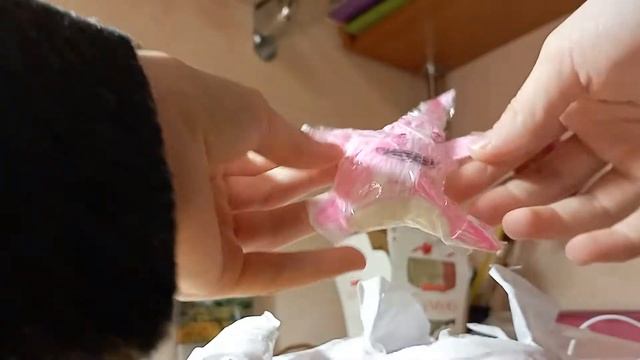 открываем сюрприз - бокс для уточки Лала фан фан смотреть онлайн