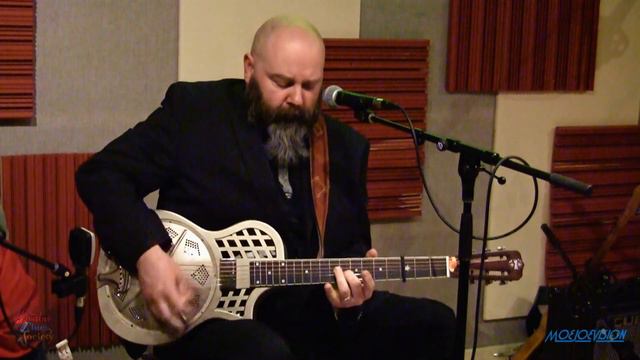 Eric Lindberg Live @ Blues Deluxe 91.5 WUML 3/30/19 смотреть онлайн