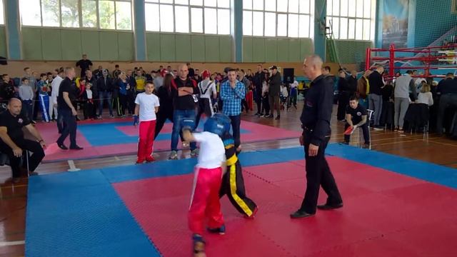 Толстогузов Роман. Лайт контакт. Чемпионат Украины по кикбоксингу 2018. WPKA