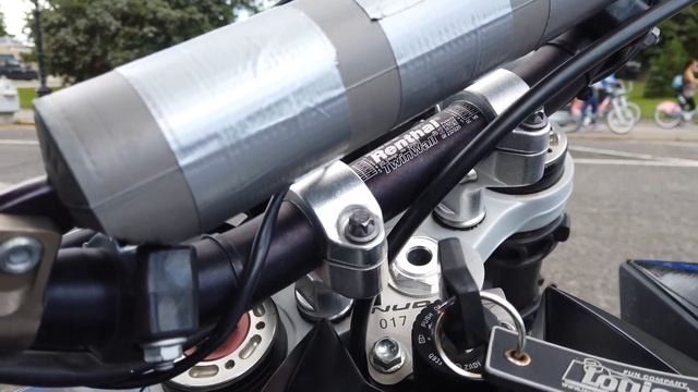 Husqvarna Nuda 900R Meets Nuda 900RR