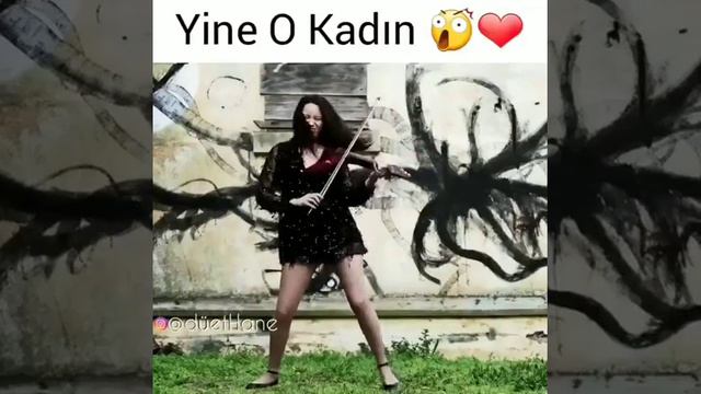 Красивая игра на скрипке 👍👍