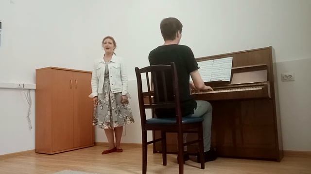 R. Schumann "Weit weit". Olga Antipova (soprano), Dmitry Maximenko (piano) смотреть онлайн