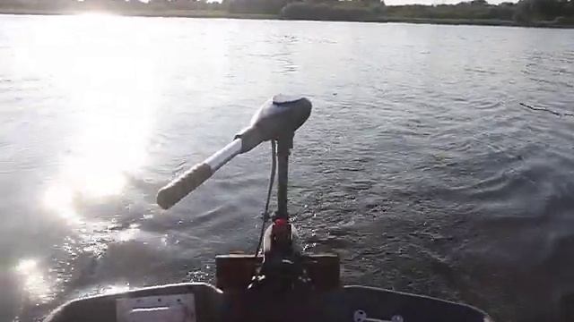 Троллинг или ловля щуки на дорожку с лодки. смотреть онлайн