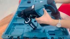 Makita DHR242RFE 24 mm (15/16")18V 18V SDS Rotary Hammer Drill with 2 batteries one charger.