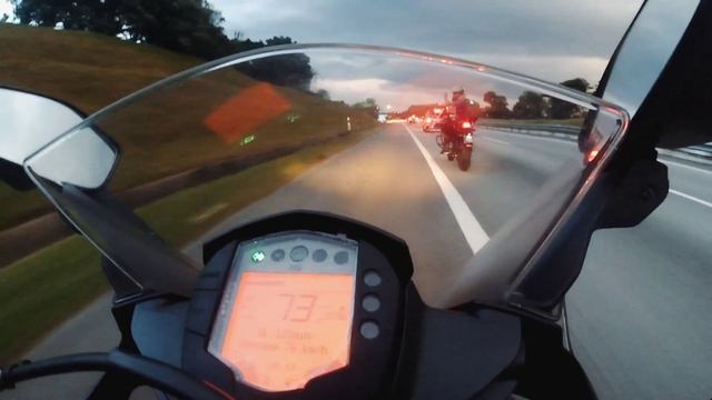 CFmoto 650 MT speeding With KTM RC 390 смотреть онлайн