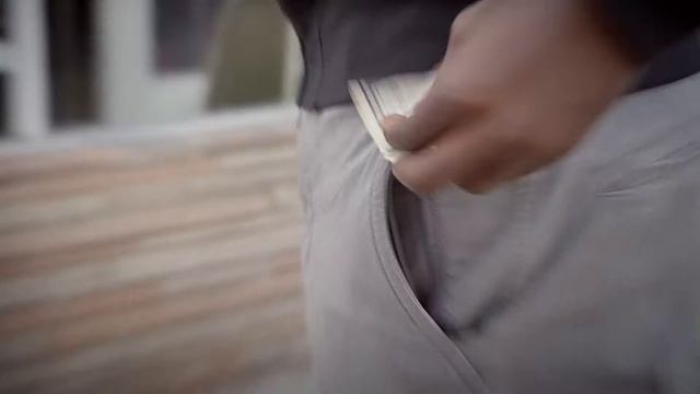 Dockers Presents: Hidden Zippered Pockets, How To Keep Your Stuff смотреть онлайн
