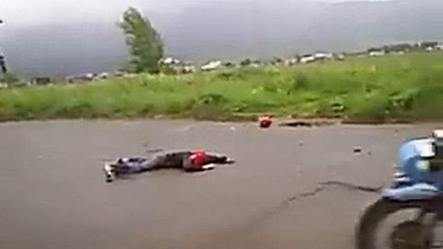 Разбился на мотоцикле смотреть онлайн