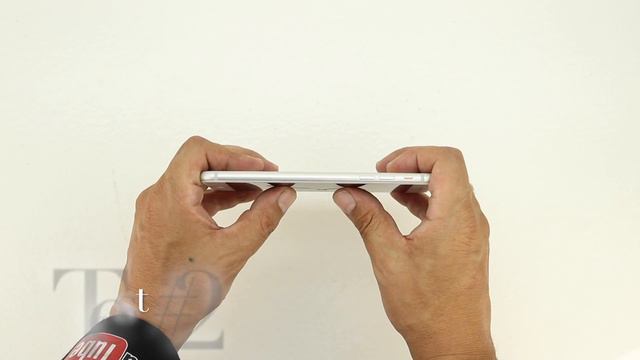 iPhone 8 Plus - Does The iPhone 8 Plus Bend? iPhone 8 Plus Bend Test! смотреть онлайн