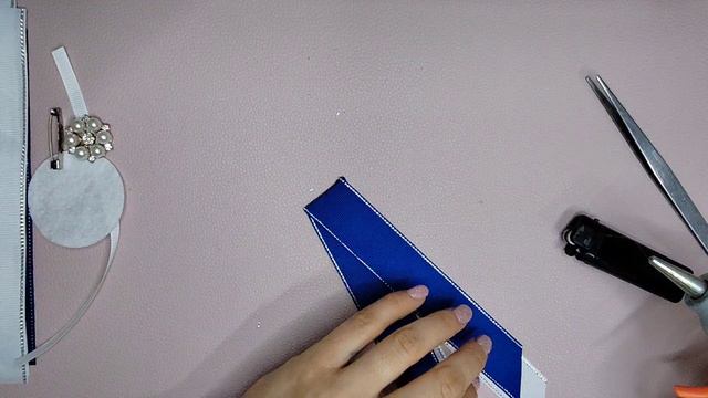 Галстук в школу на 1 сентября . смотреть онлайн