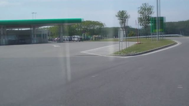 Alland - Wien - Wiener Neustadt - Wien (Austria) skrót c.2/3 смотреть онлайн