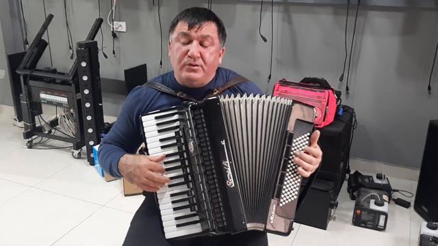 Отличная даргинская песня💥 в исполнении Ибрагима Шамаева. смотреть онлайн