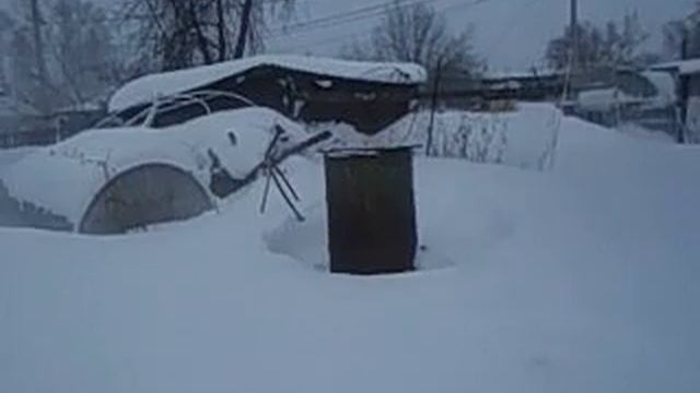 В Сибири лучше всего, снег не снег , рой пока не упадешь, утром начал вечером закончил смотреть онлайн