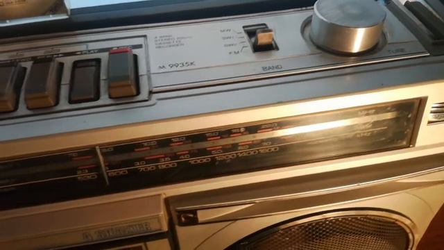 DEMO Sanyo M 9935K Cassette Tape Player / Jimmy Page - The Chase/Death Wish ll OST. смотреть онлайн