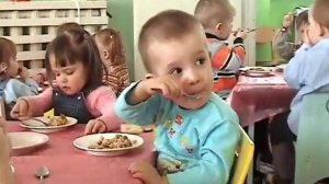 Режимные моменты. Ясельная группа детского сада.