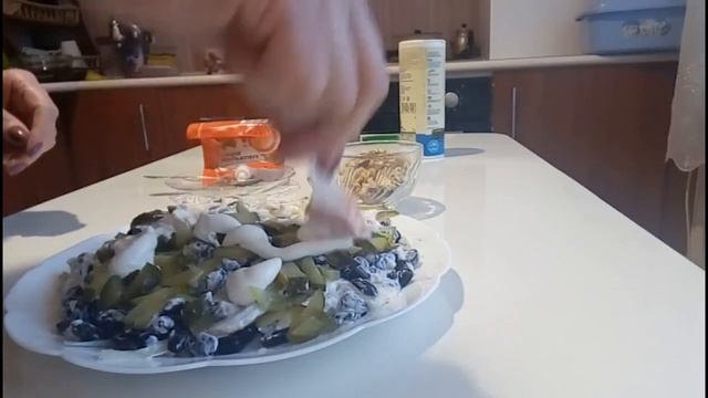 Կարմիր լոբով և ընտրված բաղադրիչներով աղցաններ / Салаты с красной фасолью и избранными ингредиентами