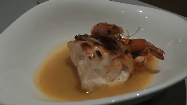 Блюда высокой кухни: морской черт с креветками смотреть онлайн