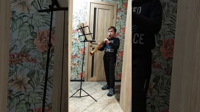 Ave, Maria смотреть онлайн