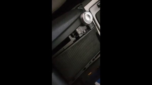 C200 w204 center console cover replacement