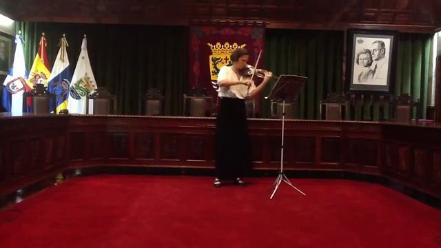 Fr.A.Hoffmeister, Caprice Nr.5 from 'Six Caprices pour le Violon Seul', A.Kalinina - Violin смотреть онлайн