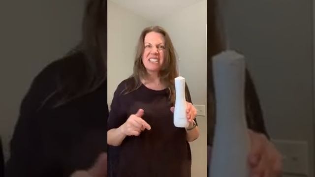 GlossRay Portable Water Flosser Customer Review смотреть онлайн
